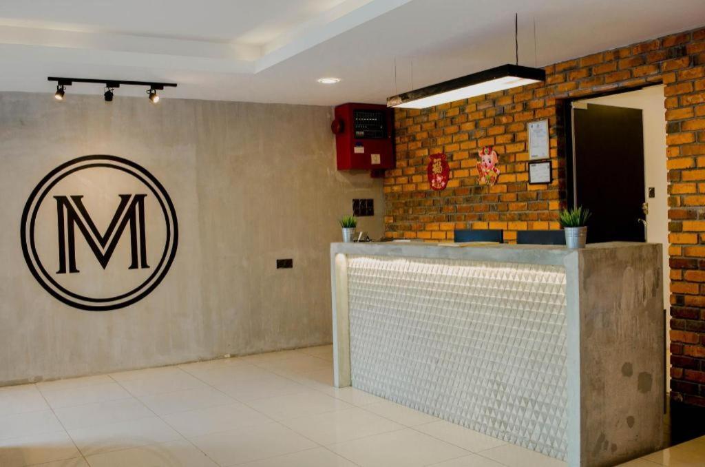 Monaco Boutique Hotel Sadong Jaya Kota Kinabalu Exterior foto