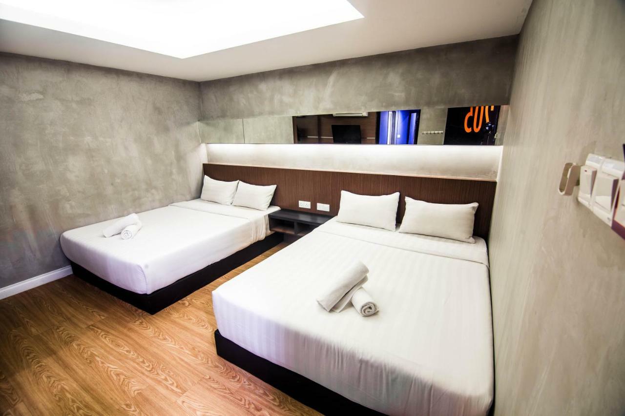 Monaco Boutique Hotel Sadong Jaya Kota Kinabalu Exterior foto